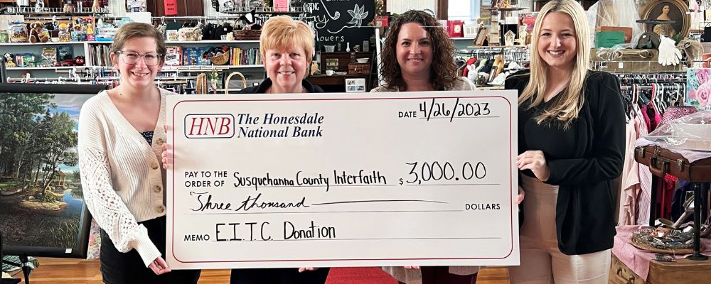 The Honesdale National Bank Makes Donation to The Susquehanna County Interfaith